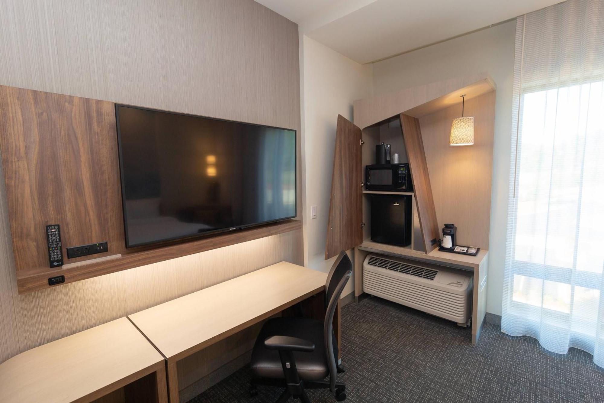 คอร์ตยาร์ด บาย แมริออท คาร์เตอร์สวิลล์ Hotel คาร์เทอร์วิลล์ ภายนอก รูปภาพ